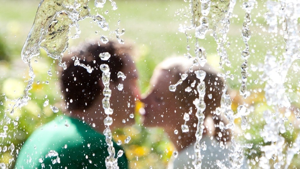 قولي ولا تخبّيش يا زين..هل يحتفي العالم بيوم "التقبيل" في ظل كورونا؟