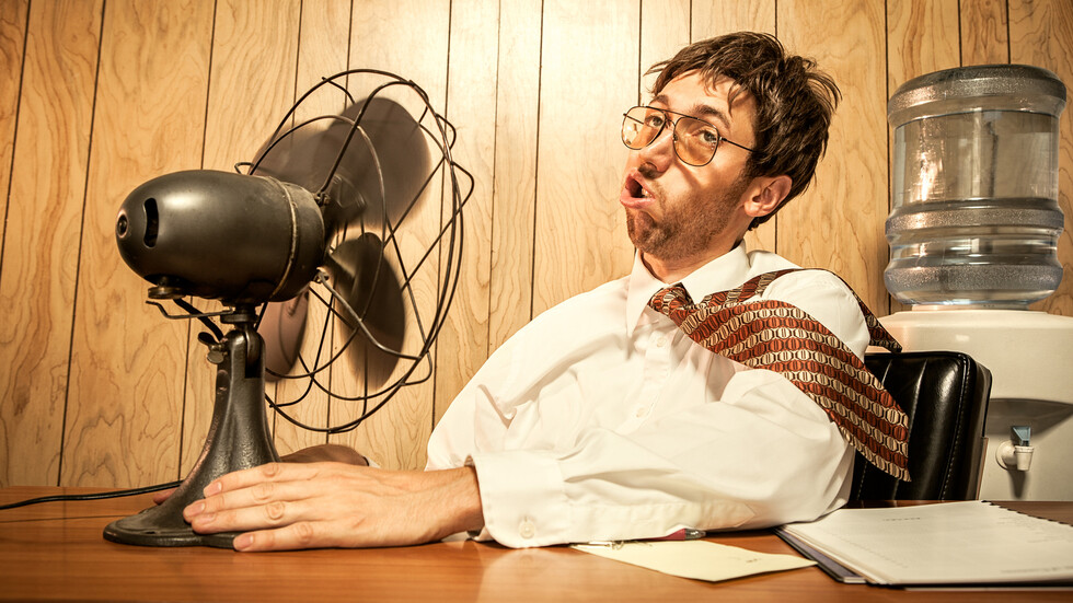 كيف تبرد في الطقس الحار عندما تشعر بارتفاع درجة حرارة جسمك؟