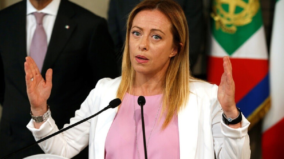 زعيمة حزب معارض: إيطاليا ليست مخيما للاجئين أو مستعمرة فرنسية