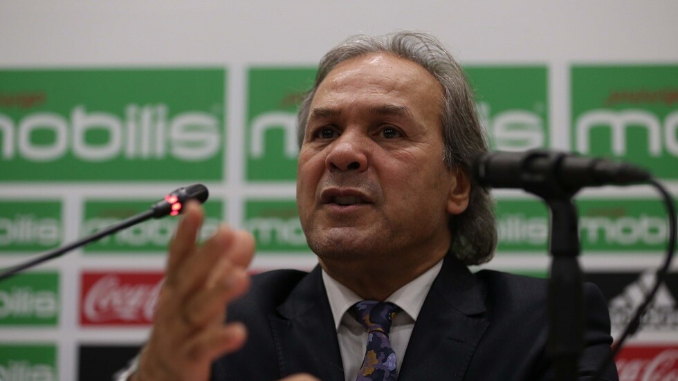 ماجر يحذر من 