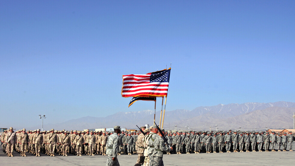 لهذه الأسباب.. الجيش الأمريكي يخلي قاعدة "باغرام" سرا دون إبلاغ كابل