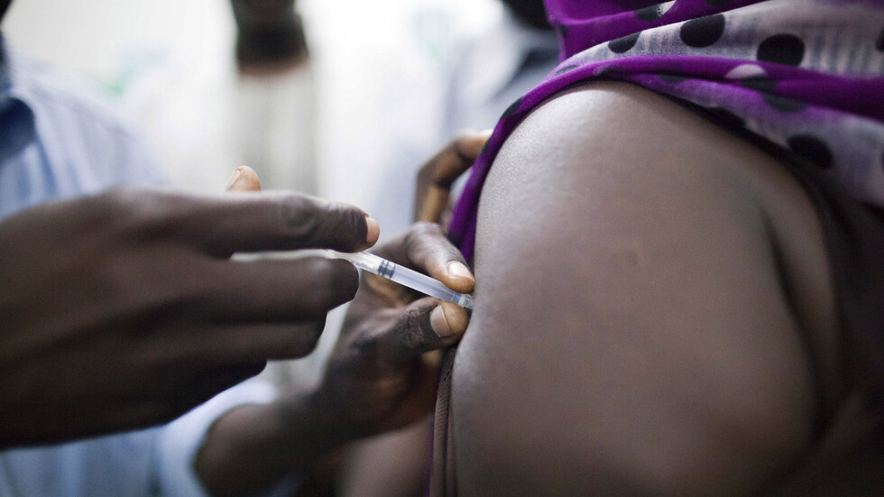 البدء بتنفيذ مبادرة السيسي لعلاج مليون إفريقي من فيروس 