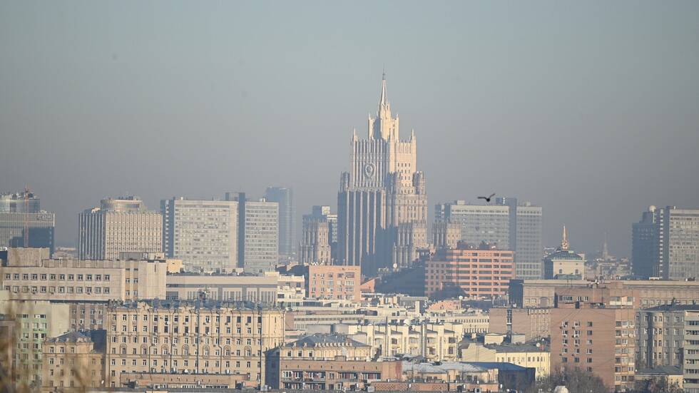 بعد احتجازه في بطرسبورغ.. روسيا تعلن قنصل إستونيا شخصية غير مرغوب فيها