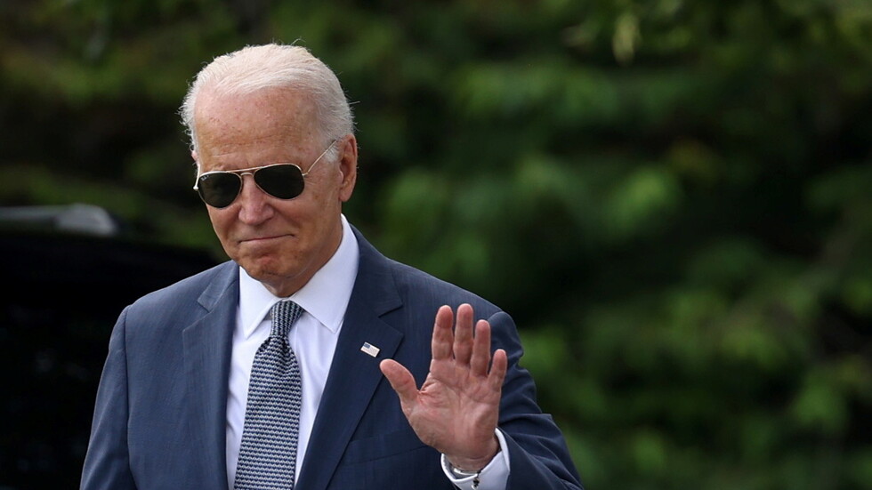 بايدن: من المنطقي مهاجمة الخوادم التي تنطلق منها الهجمات السيبرانية