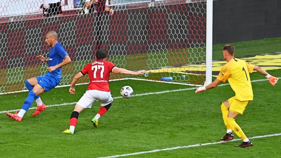 شاهد.. "سوبر هاتريك" رائع بتوقيع سبارتاك موسكو (فيديو)