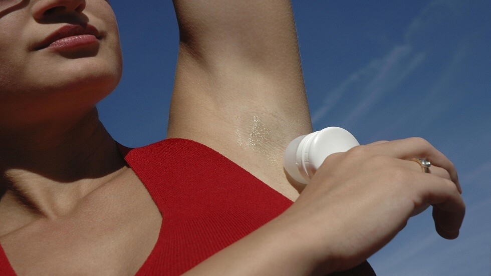 طبيبة روسية: كيف نقلل من كثافة التعرق؟