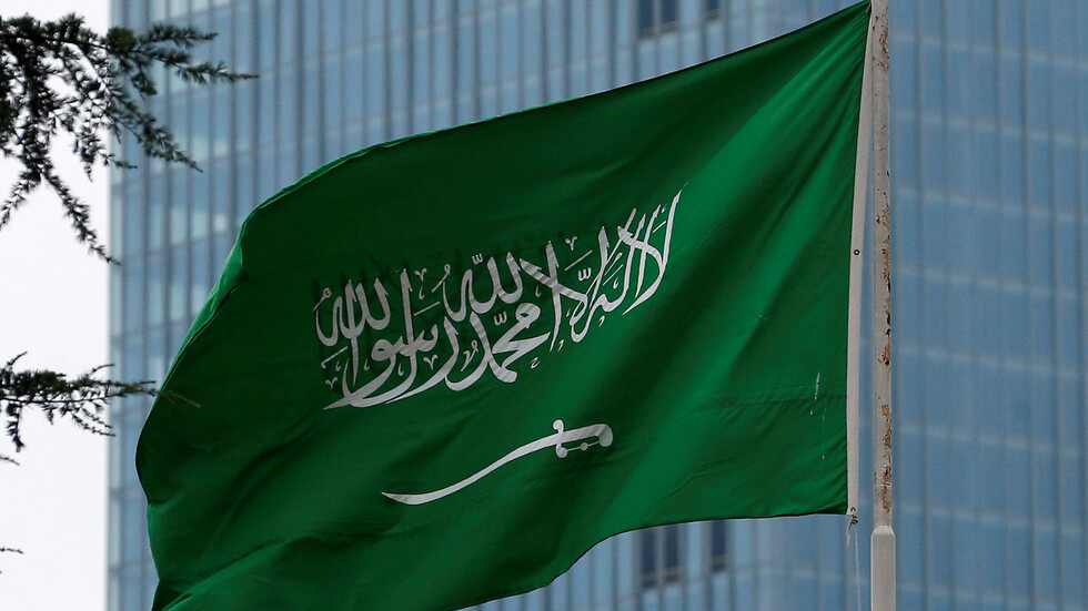 السعودية..إعدام مواطن بمنطقة القصيم قتل مواطنا مصريا