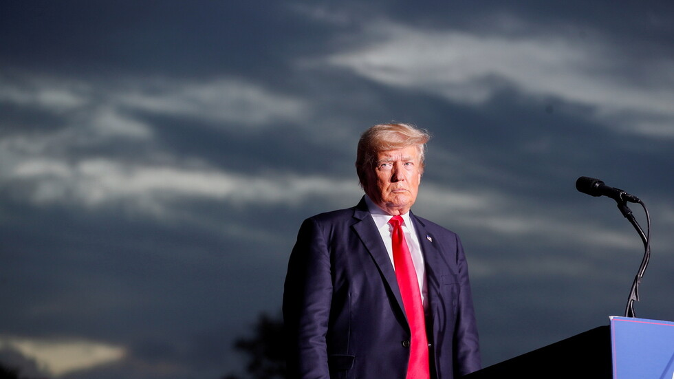 ترامب مشيدا بمؤيديه الذين اقتحموا الكابيتول: كانوا سلميين