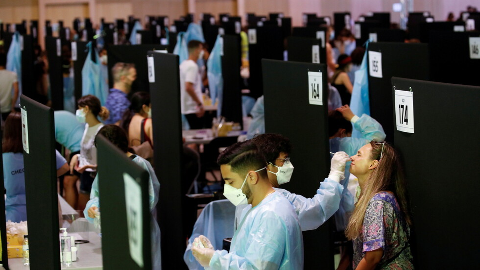 إسبانيا تسجل أكثر من 43 ألف إصابة جديدة بكورونا