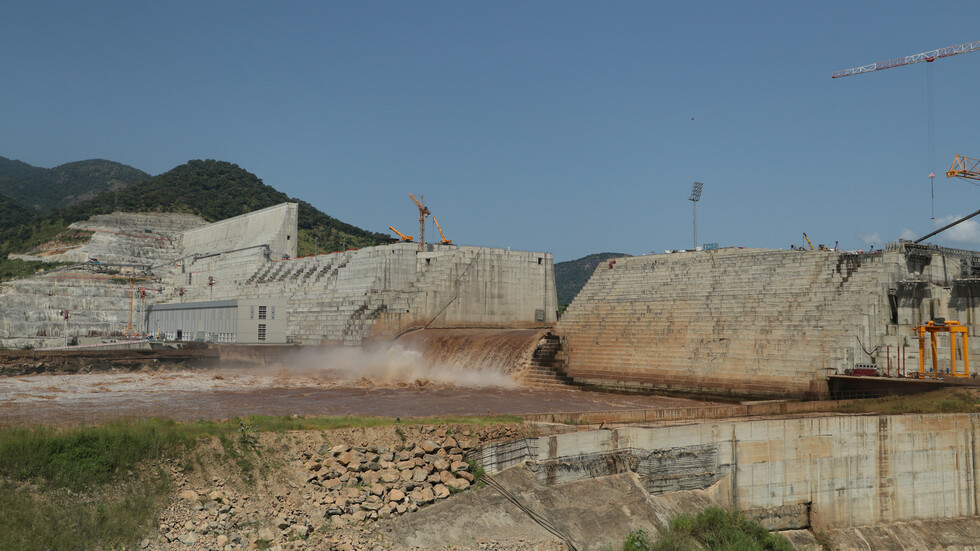 الجيش الإثيوبي يتعهد بتأمين سد النهضة ومواجهة أي قوى تحاول دخول المنطقة