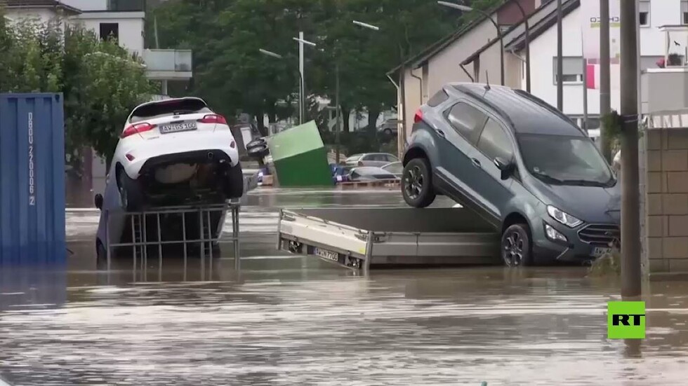 مشاهد جديدة لفيضانات مدمرة وقاتلة في ألمانيا