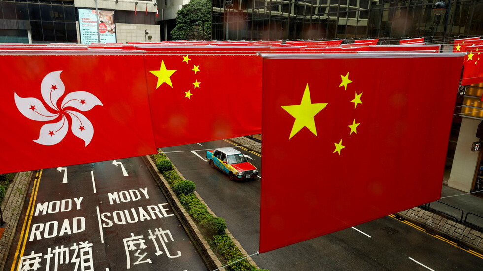 واشنطن تفرض عقوبات على 7 شخصيات صينية