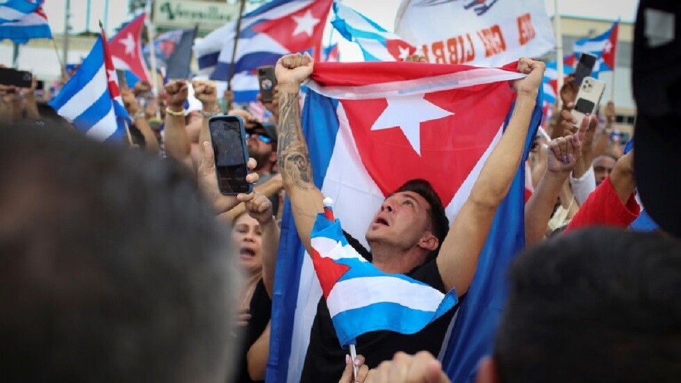 نشطاء أمريكيون: بايدن يستخدم الجوع كسلاح ضد كوبا