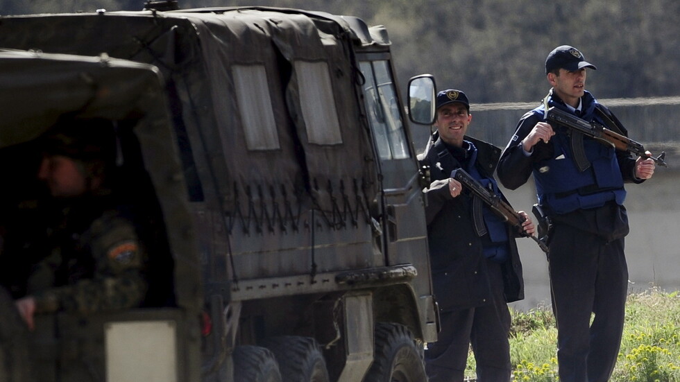 ترحيل 4 من مقاتلي "داعش" وعائلاتهم من سوريا والعراق إلى مقدونيا الشمالية