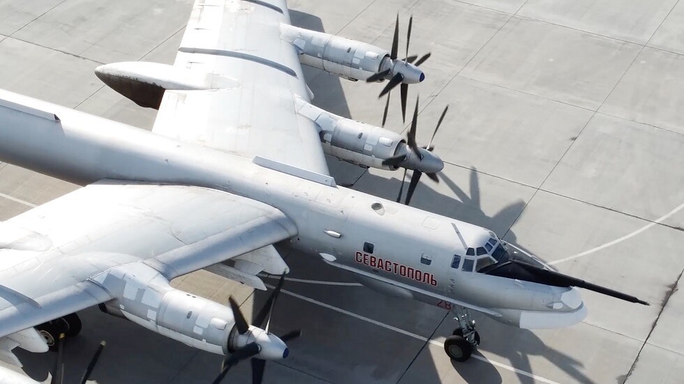 اللجنة الصناعية العسكرية: روسيا تستعد لإنتاج نماذج تجريبية من قاذفة شبح