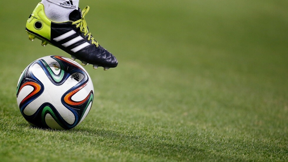 إيقاف لاعبة كرة قدم روسية ومواطنين لها