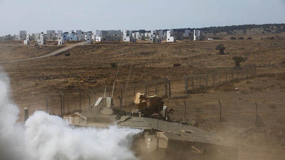 إسرائيل تقصف المنطقة الحدودية في جنوب لبنان ردا على إطلاق قذيفتين