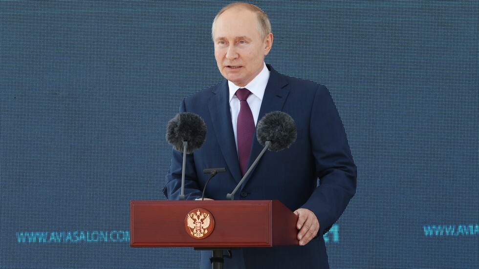 بوتين: المستقبل للطائرات بدون طيار ولتطبيق الذكاء الاصطناعي في صناعة الطيران