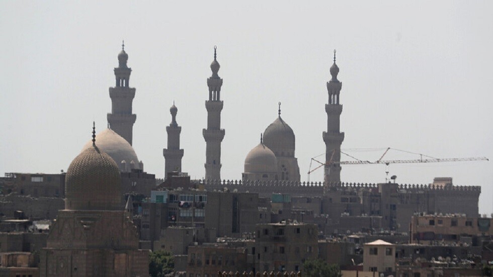 سب قيادات الأوقاف المصرية على مواقع التواصل.. القبض على إمام مسجد بالشرقية