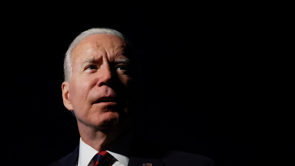 بايدن: إيقاف 