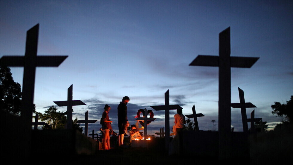 البرازيل تسجل 49757 إصابة و1412 وفاة جديدة بكورونا