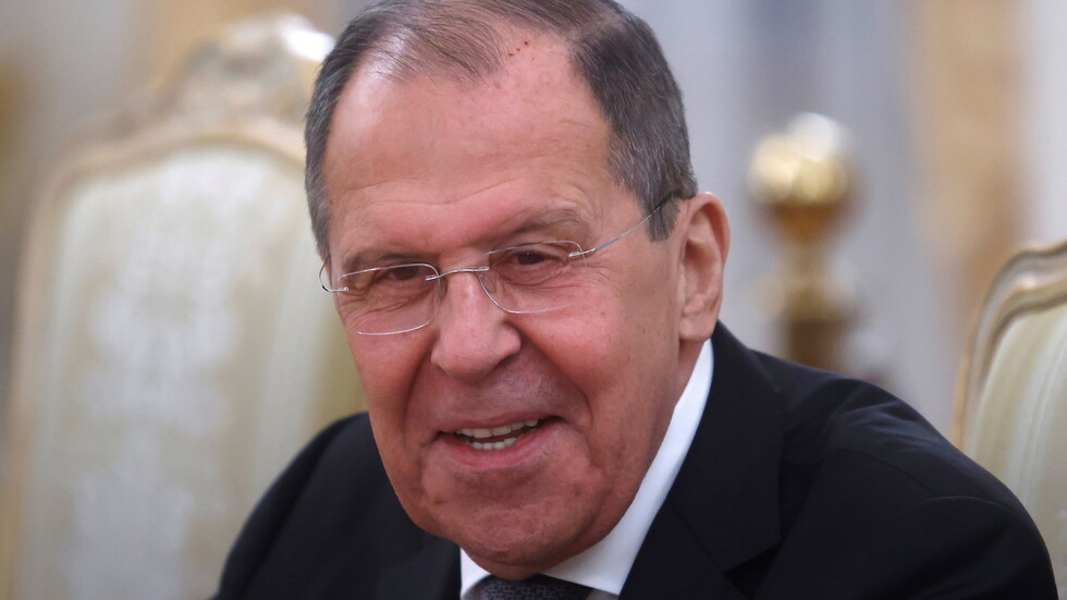 لافروف: الغرب يريد تقويض الاستقرار السياسي في روسيا من خلال مزاعم لا أساس لها