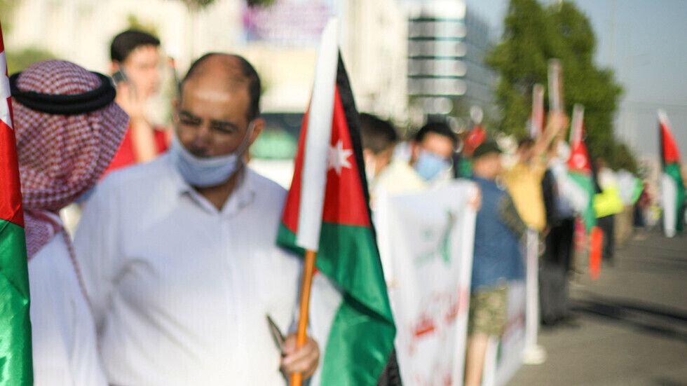 الأردن.. 15 وفاة و485 إصابة جديدة بكورونا