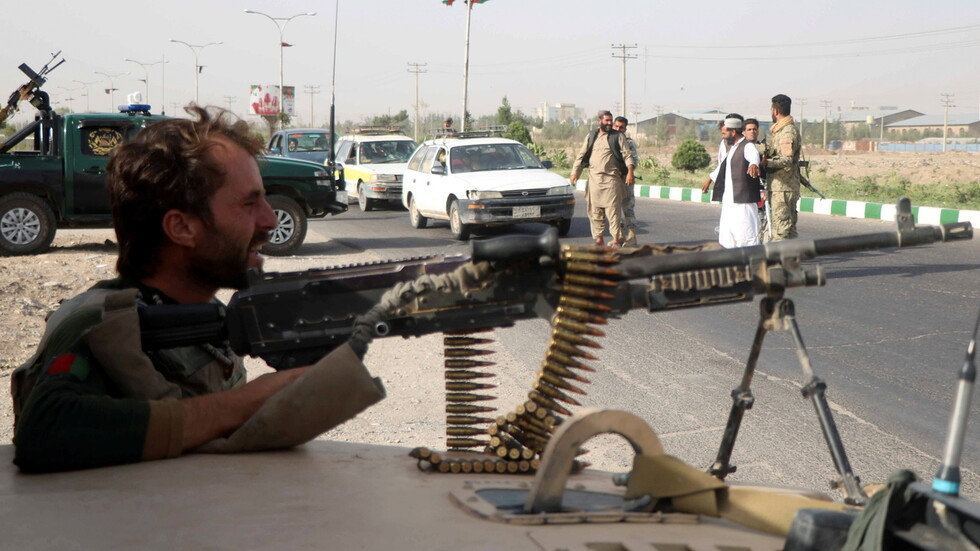 وزير الدفاع الأمريكي ينصح القوات الأفغانية بما ينبغي عليها فعله أولا بعد انسحاب قوات بلاده