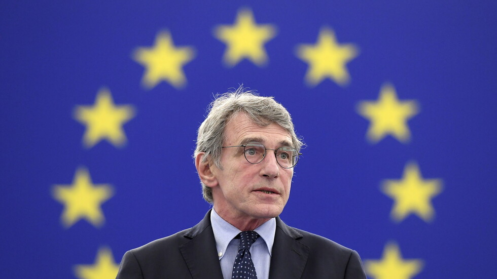 رئيس البرلمان الأوروبي: ندعو الأطراف التونسية إلى استئناف الحوار