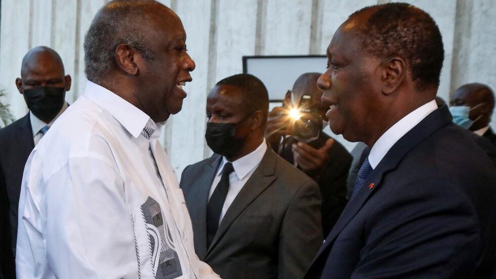 ساحل العاج.. عناق بين خصمي الزعامة بعد عشر سنوات من التوتر وآلاف الضحايا