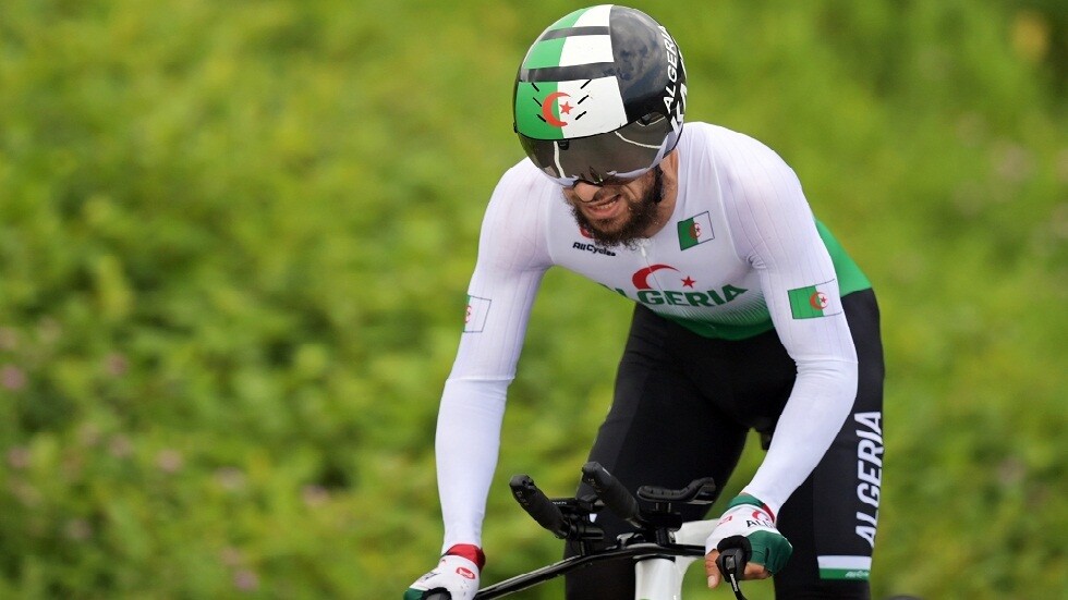 بعد إهانة عنصرية على الهواء.. مسؤول ألماني يعتذر من دراج جزائري