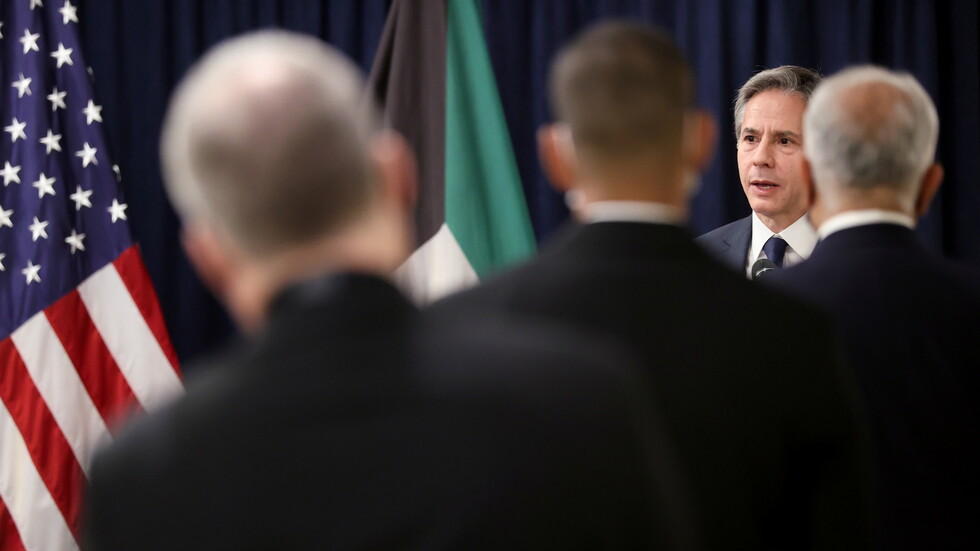 بلينكن: التفاوض مع إيران لا يمكن أن يستمر إلى ما لا نهاية