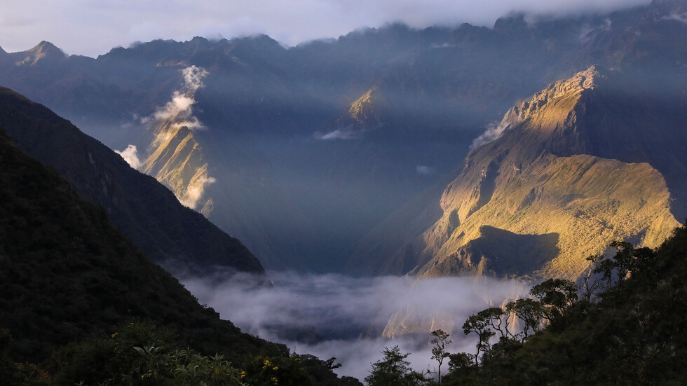 زلزال بقوة 6.1 درجة يضرب منطقة الحدود بين بيرو والإكوادور