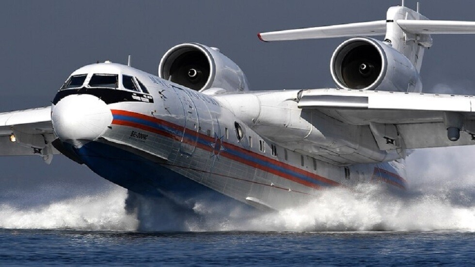 روسيا ترسل خمس طائرات وثلاث مروحيات لإطفاء الحرائق في تركيا