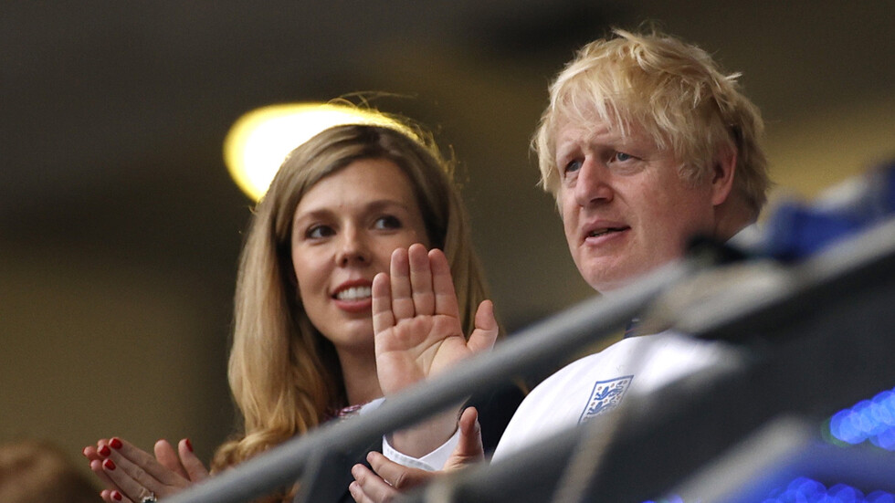 جونسون وخطيبته ينتظران طفلهما الثاني