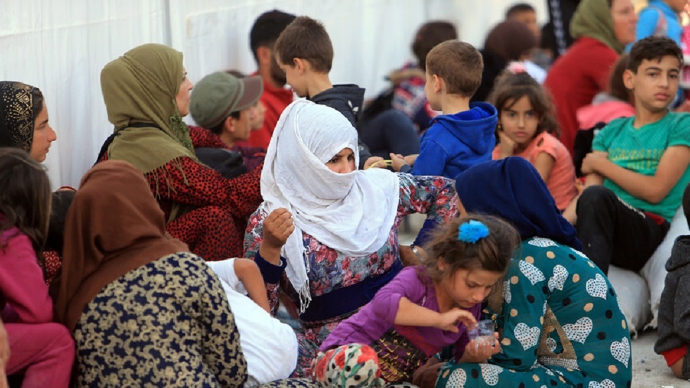 الدفاع الروسية: وصول طائرة تقل 23 طفلا أعيدوا من مخيمات سوريا