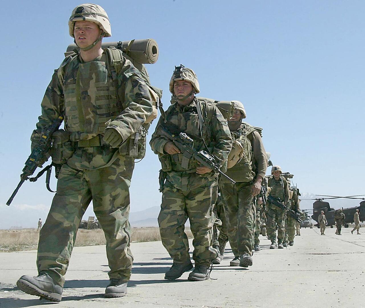 رئيس وزراء أردني سابق ينفي ما نقل على لسانه بشأن القوات الأمريكية في أفغانستان