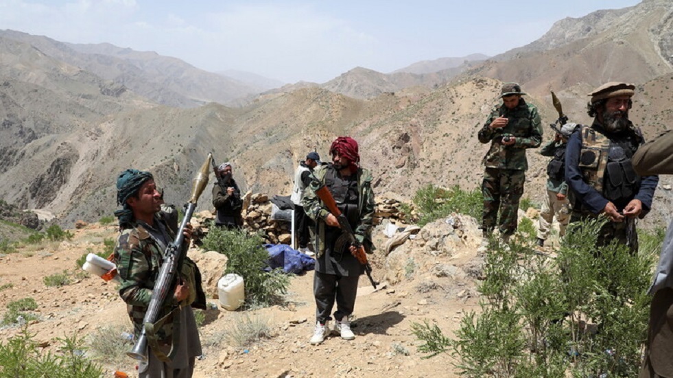 أكثر من ألف عسكري أفغاني دخلوا إلى طاجيكستان فرارا من 