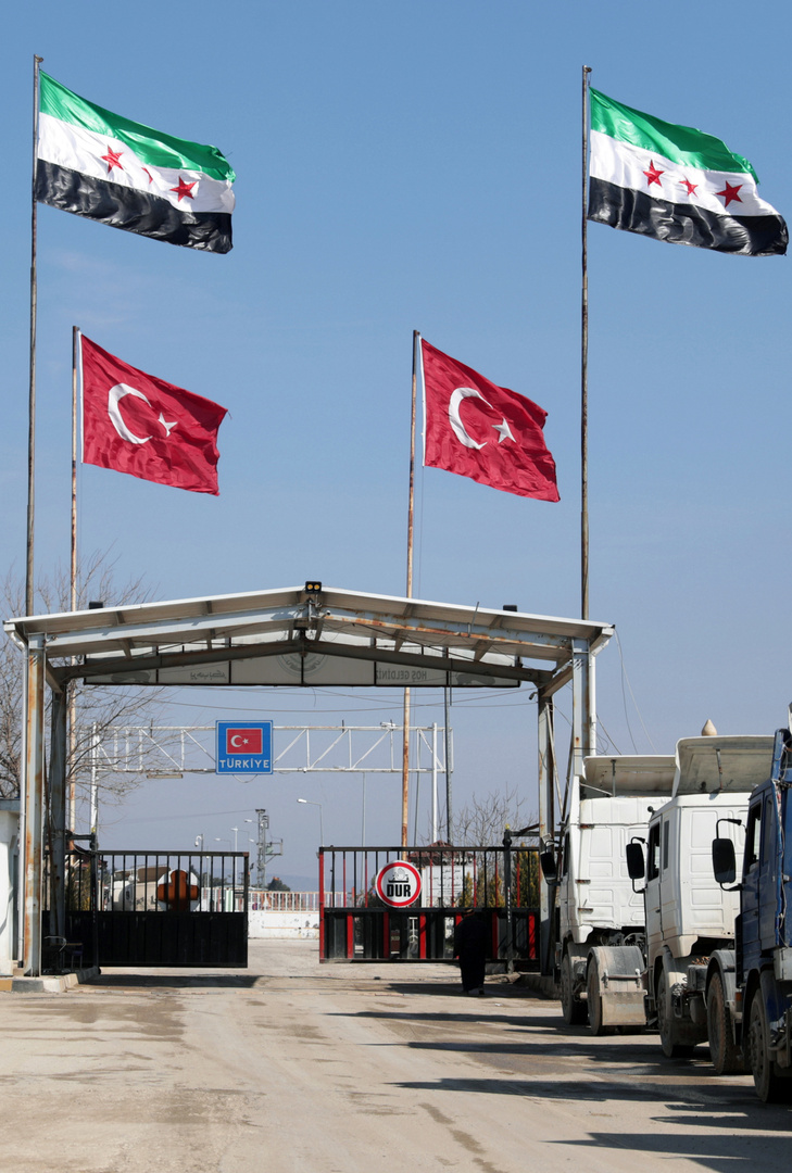 مركز الفرات الإعلامي: تحضيرات تركيا لإرسال 2000 عنصر من فصائل المعارضة السورية إلى أفغانستان