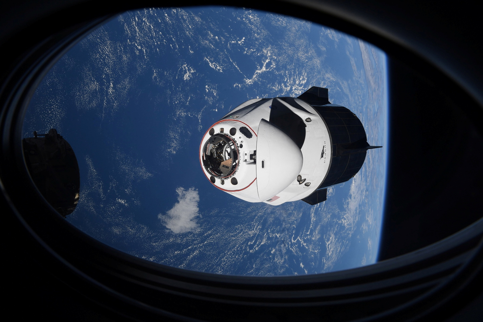 تأجيل انفصال مركبة Crew Dragon عن المحطة الفضائية الدولية