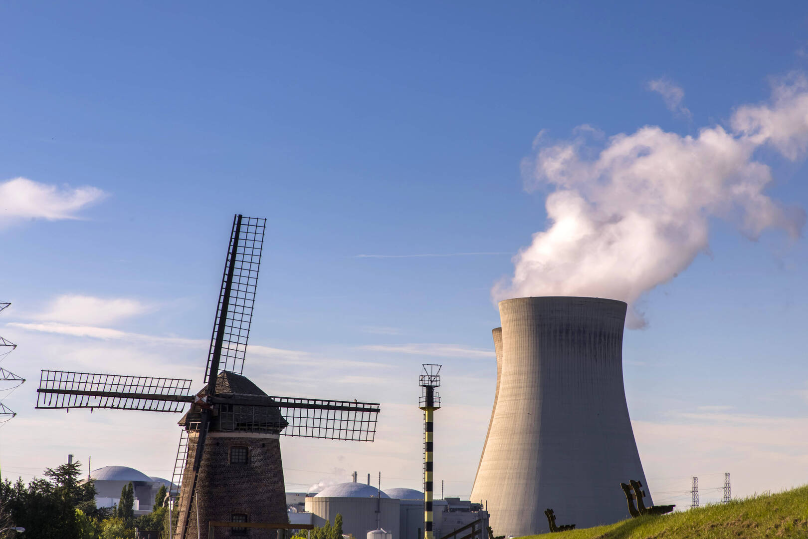 بلجيكا توقف تشغيل مفاعل نووي بسبب تسرب محتمل للهيدروجين
