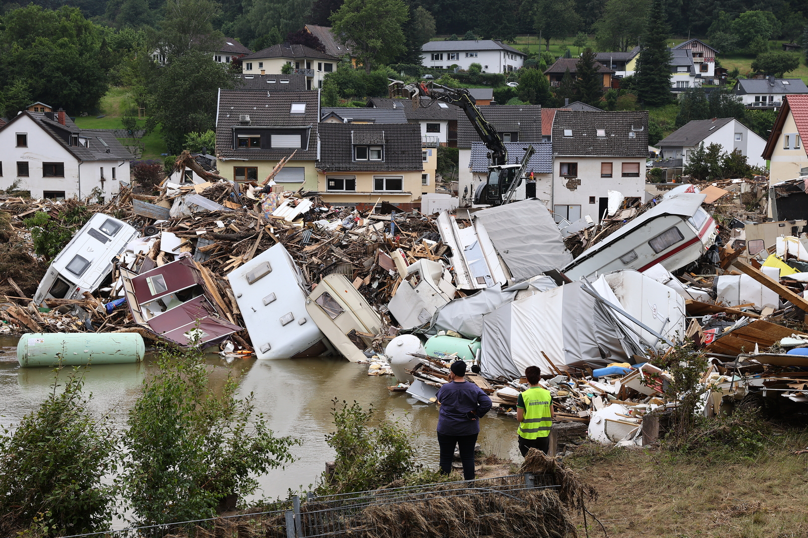 وسائل الإعلام: ألمانيا تخصص ميزانية إضافية لإزالة آثار الفيضان