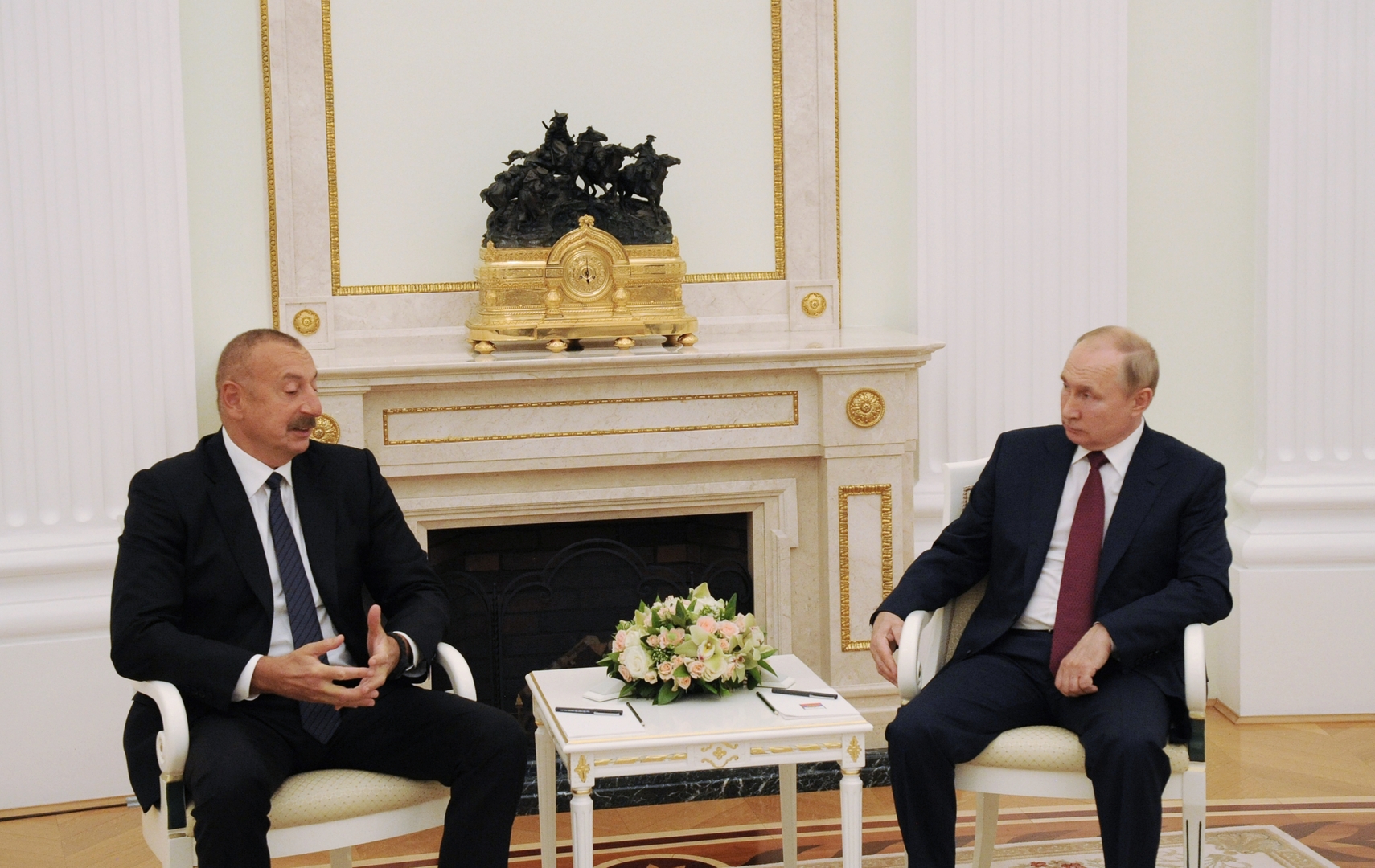 بوتين يستقبل علييف في موسكو ويشكره على إيجاده حلولا توافقية لمسألة قره باغ