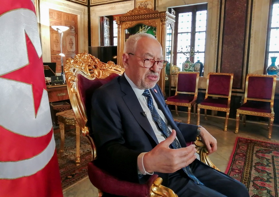 الغنوشي يتهم الرئيس التونسي 