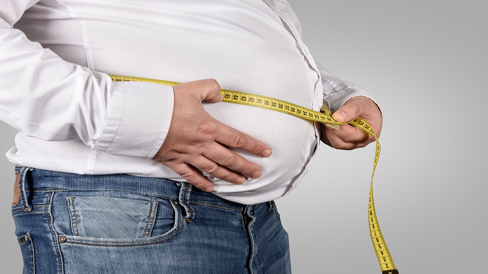 كثرة الدهون في الجسم يمكن أن تزيد من خطر الإصابة بالخرف والسكتة الدماغية