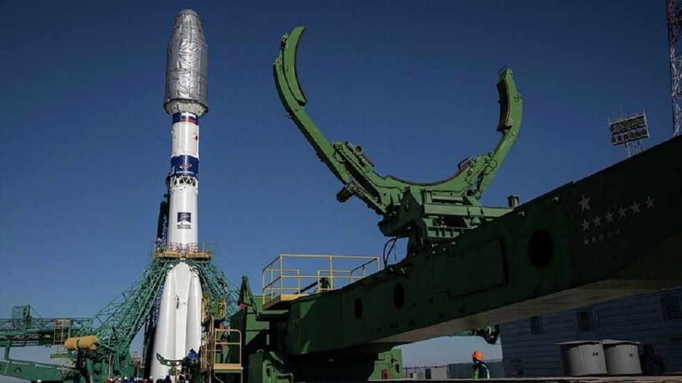 بريطانيا تتهم روسيا والصين بممارسة نشاطات خطيرة في الفضاء