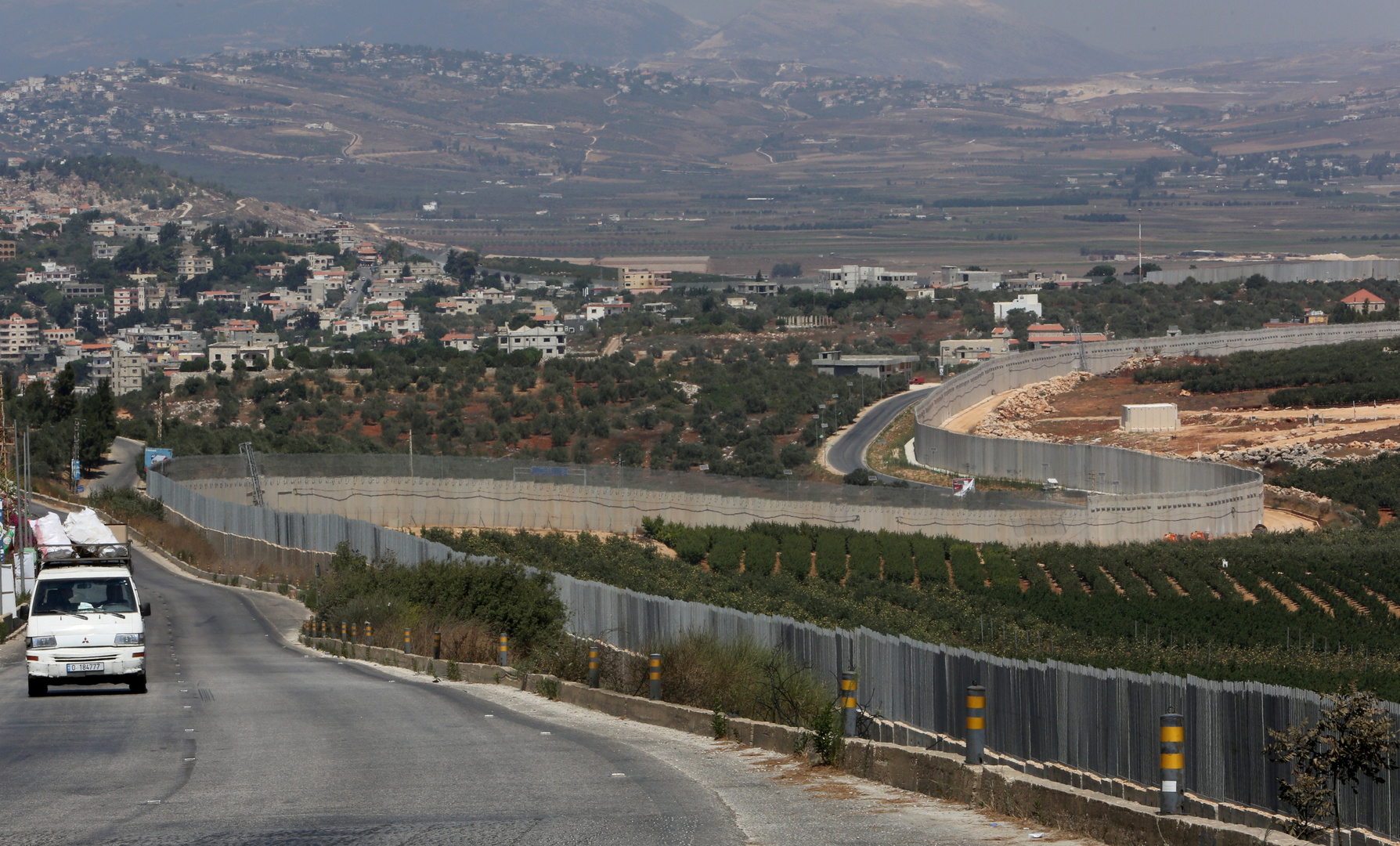 دورية إسرائيلية تجتاز السياج التقني عند الحدود اللبنانية