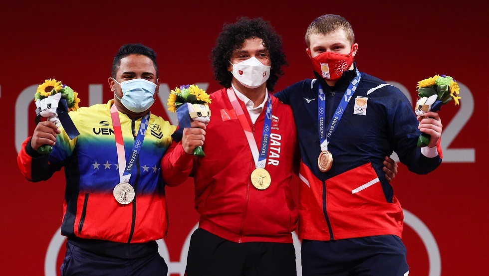 فارس إبراهيم يهدي قطر أول ميدالية ذهبية أولمبية في تاريخها