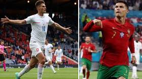 تشيك يشاطر رونالدو صدارة ترتيب هدافي