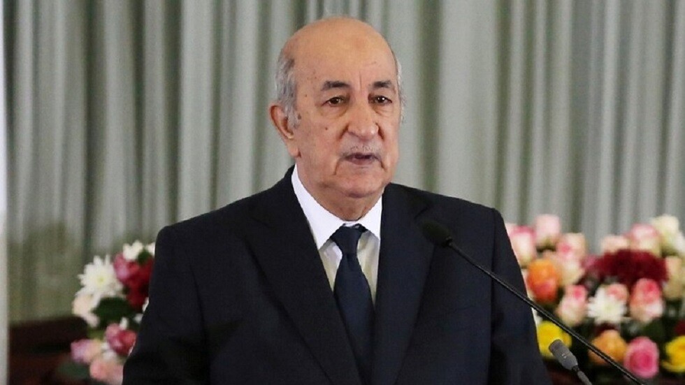 الرئيس الجزائري يعزي زعيم جبهة البوليساريو والشعب الصحراوي في وزير التوثيق والأمن